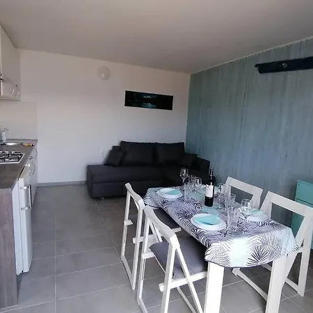 Apartament By The Sea- Santa Marina Raša